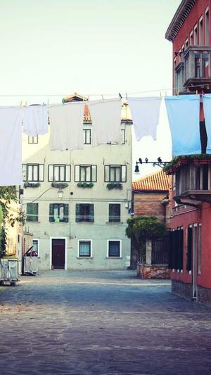 法国梦泉贺冬冬黑料截图2