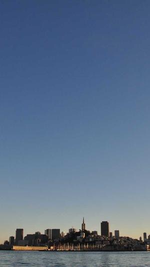 什么叫吃瓜群众截图1